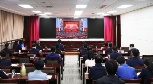 省医保局组织收听收看中国共产党第二十次全国代表大会开幕会